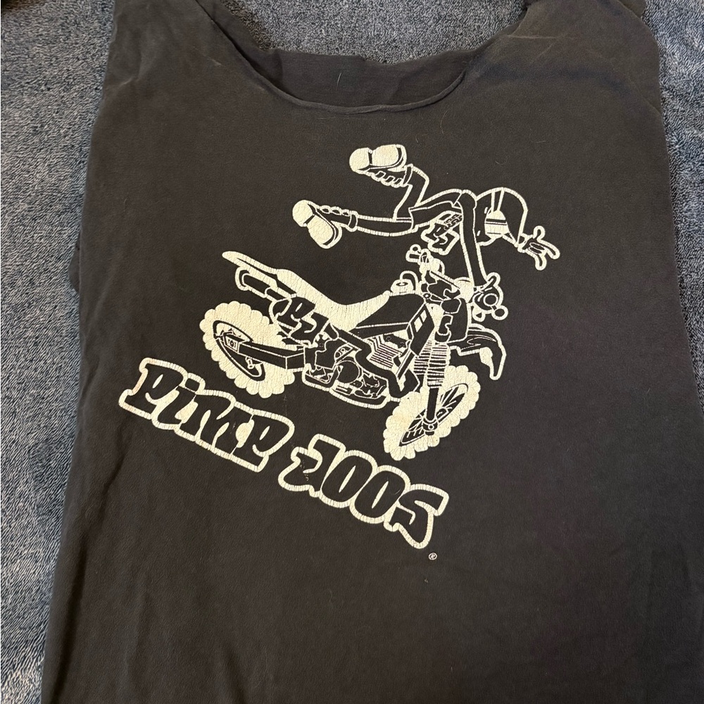 Pink Floyd Tee with Graphic Design
